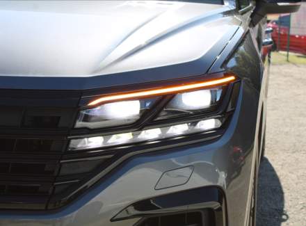 Volkswagen - Touareg