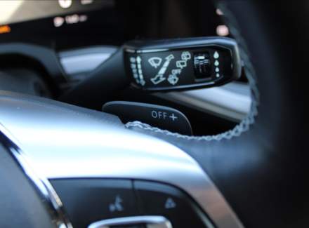 Volkswagen - Touareg