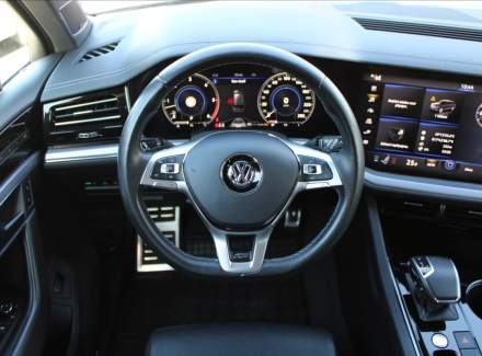 Volkswagen - Touareg