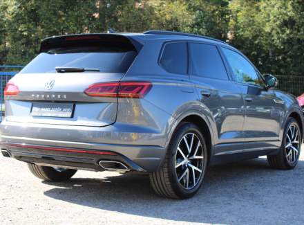 Volkswagen - Touareg