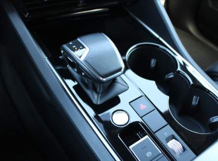 Volkswagen - Touareg