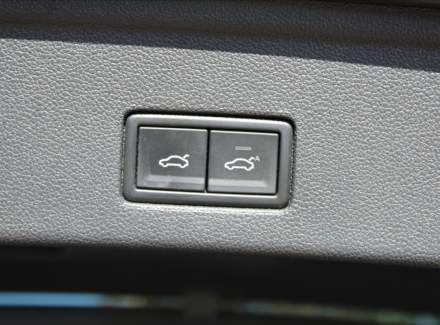 Volkswagen - Touareg