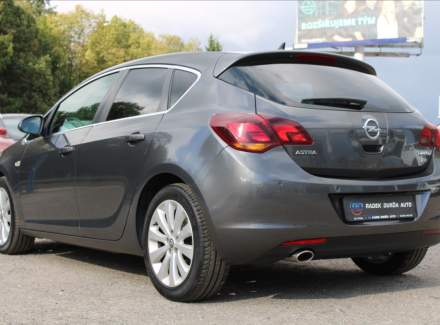 Opel - Astra