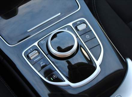 Mercedes-Benz - C-class