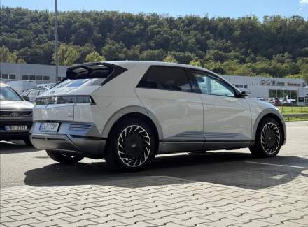 Hyundai - IONIQ 5