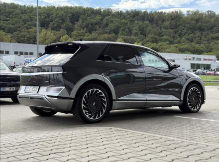 Hyundai - IONIQ 5