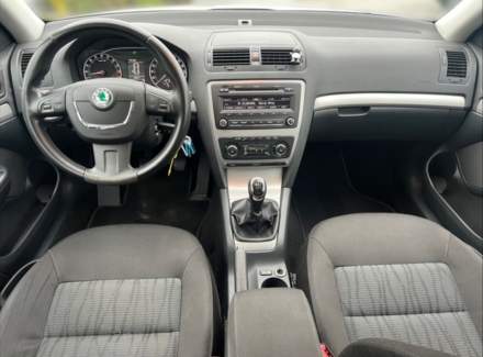Škoda - Octavia