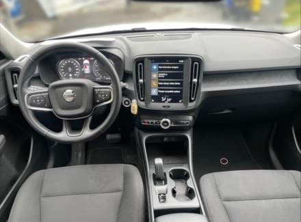 Volvo - XC40