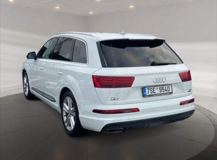 Audi - Q7