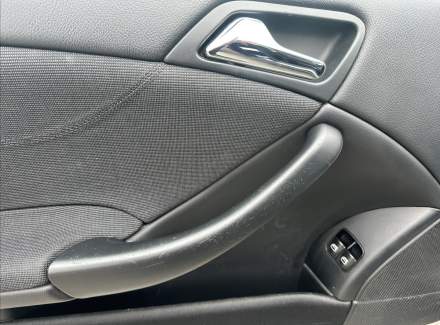 Mercedes-Benz - C-class