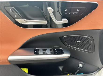 Mercedes-Benz - C-class