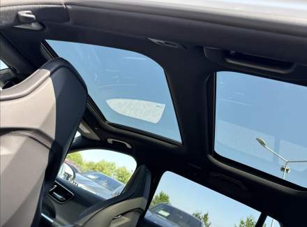 Mercedes-Benz - C-class