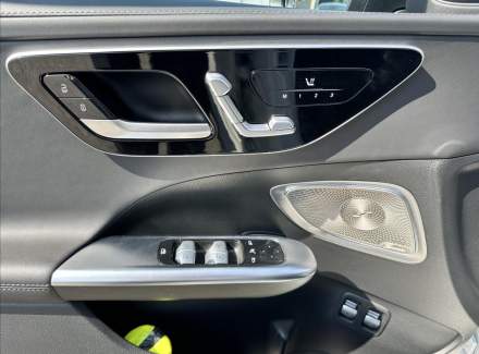 Mercedes-Benz - C-class