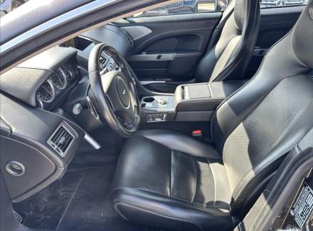 Aston Martin - Rapide