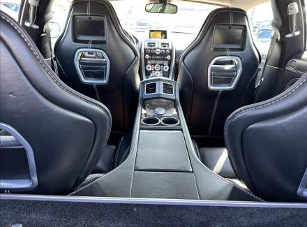 Aston Martin - Rapide