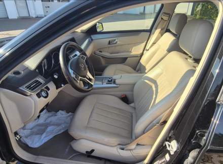 Mercedes-Benz - E-class