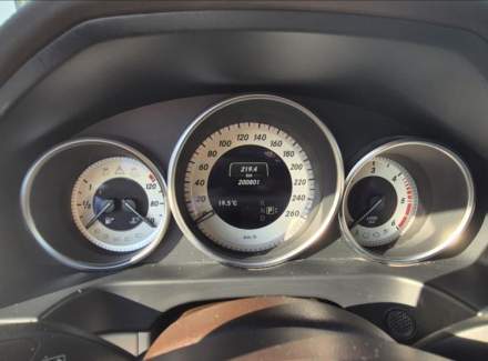 Mercedes-Benz - E-class