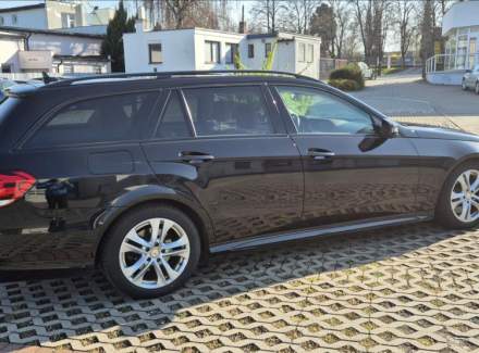 Mercedes-Benz - E-class