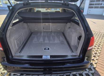 Mercedes-Benz - E-class