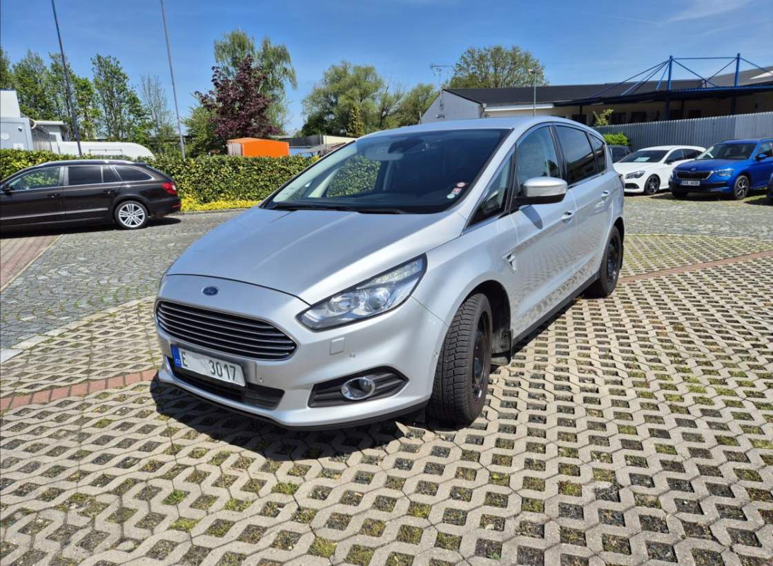 Ford - S-MAX