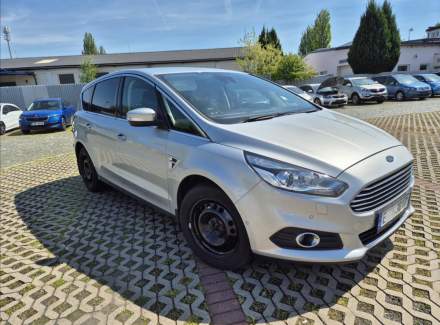 Ford - S-MAX