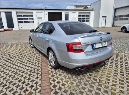 Škoda - Octavia