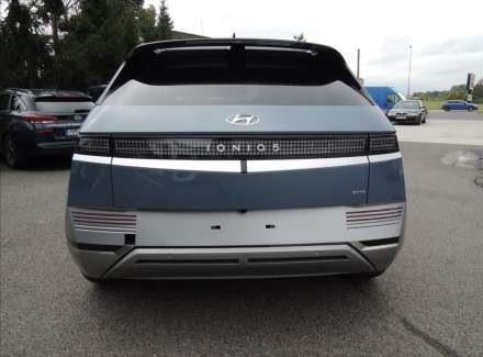 Hyundai - IONIQ 5