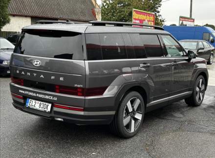 Hyundai - Santa FE