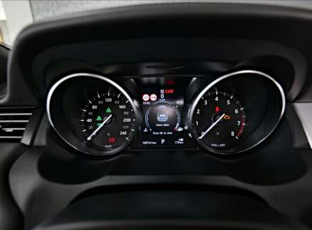 Land Rover - Range Rover