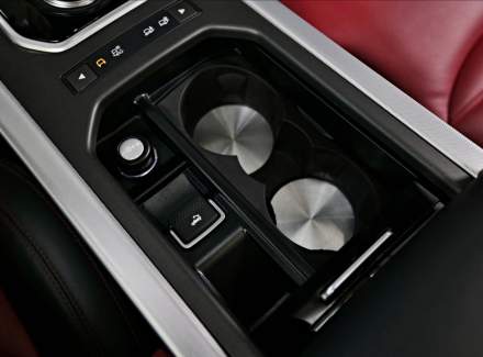 Land Rover - Range Rover