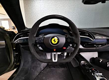 Ferrari - SF90 Stradale