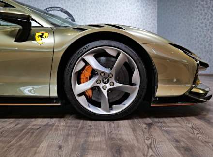 Ferrari - SF90 Stradale