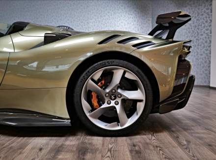 Ferrari - SF90 Stradale