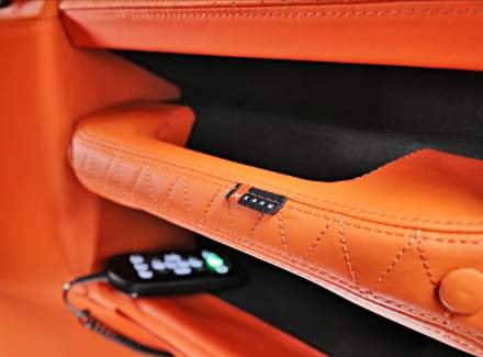 Land Rover - Defender