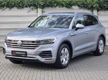 Volkswagen - Touareg