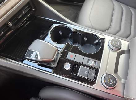 Volkswagen - Touareg