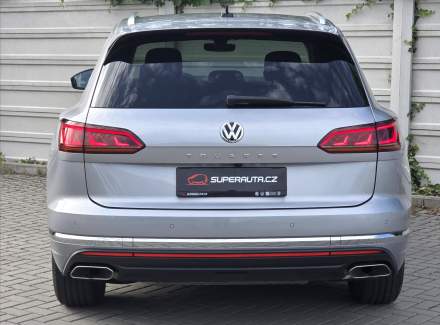 Volkswagen - Touareg