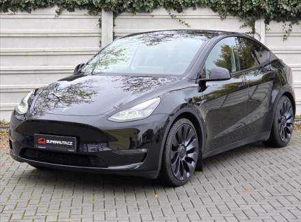 Tesla - Model Y