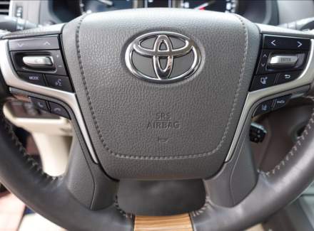 Toyota - Land Cruiser