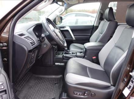 Toyota - Land Cruiser