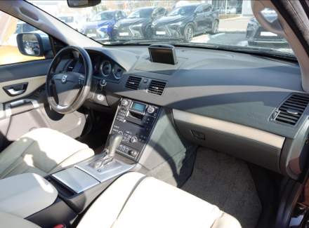 Volvo - XC90