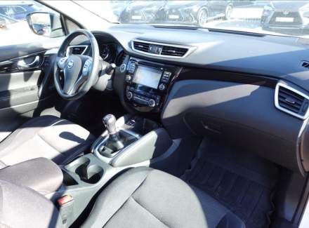 Nissan - Qashqai