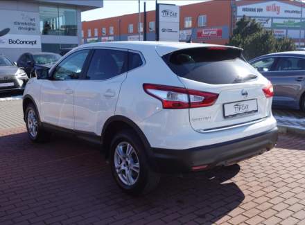 Nissan - Qashqai