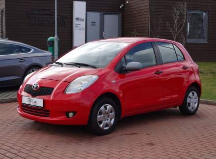 Toyota - Yaris