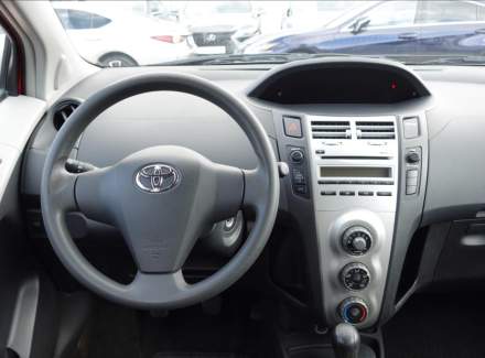 Toyota - Yaris