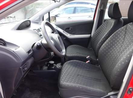 Toyota - Yaris
