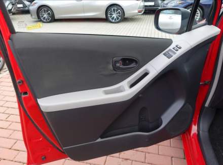 Toyota - Yaris