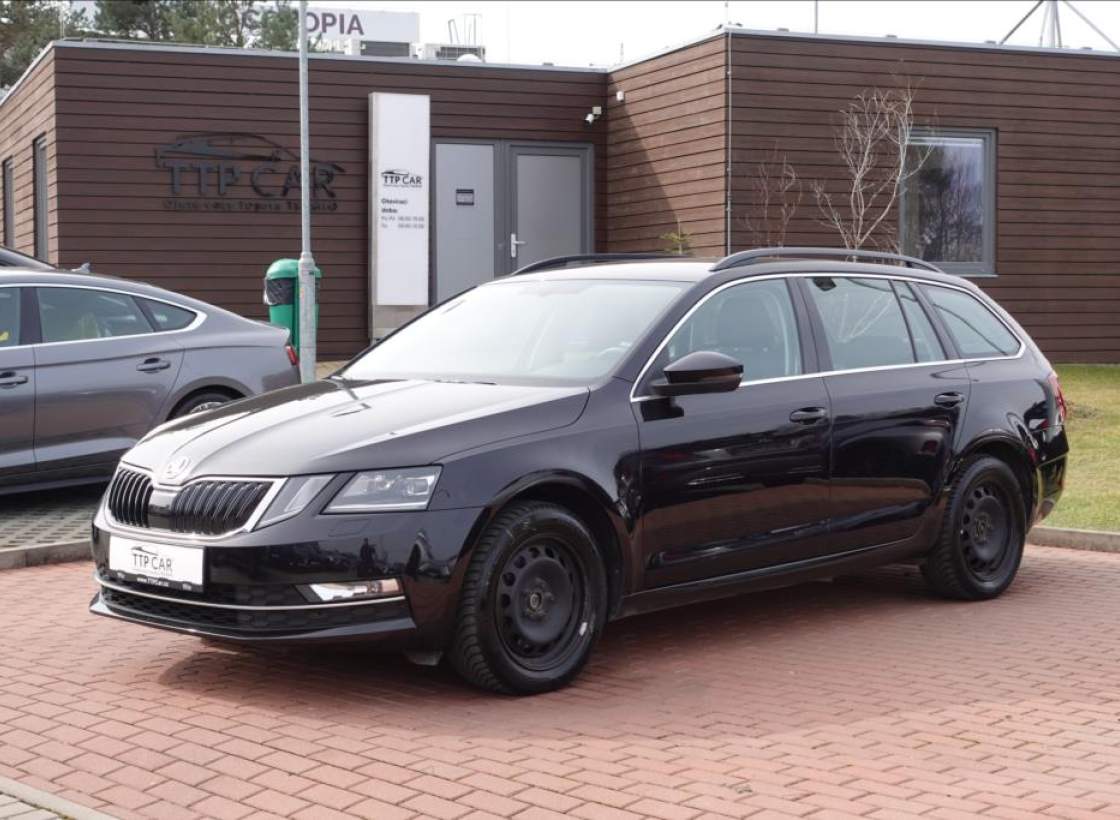 Škoda - Octavia