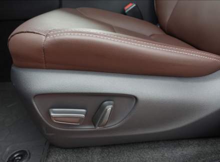 Toyota - Land Cruiser