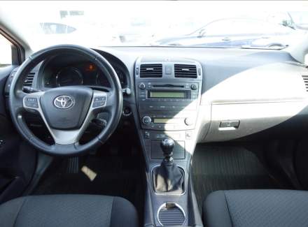 Toyota - Avensis